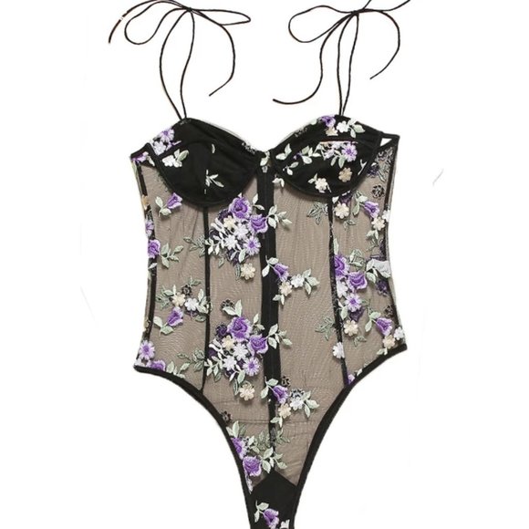One-piece Black Floral Embroidery Bodysuit Lingerie - Picture 6 of 6